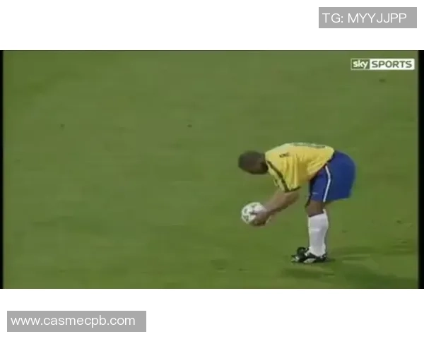 香蕉足球明星的传奇故事与他在绿茵场上的辉煌成就